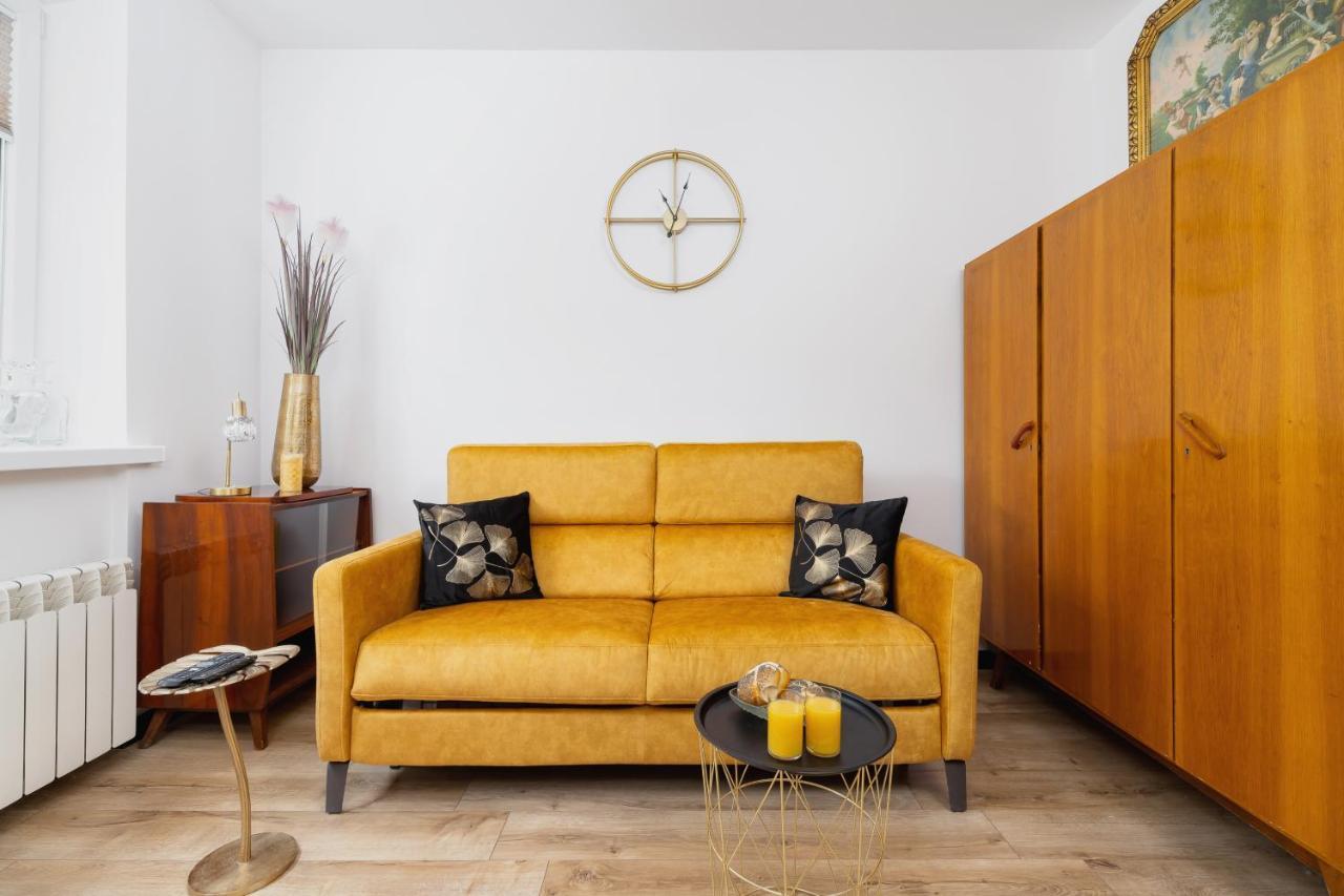 Apartments Osiedle Szkolne Cracow By Noclegi Renters คราคูฟ ภายนอก รูปภาพ