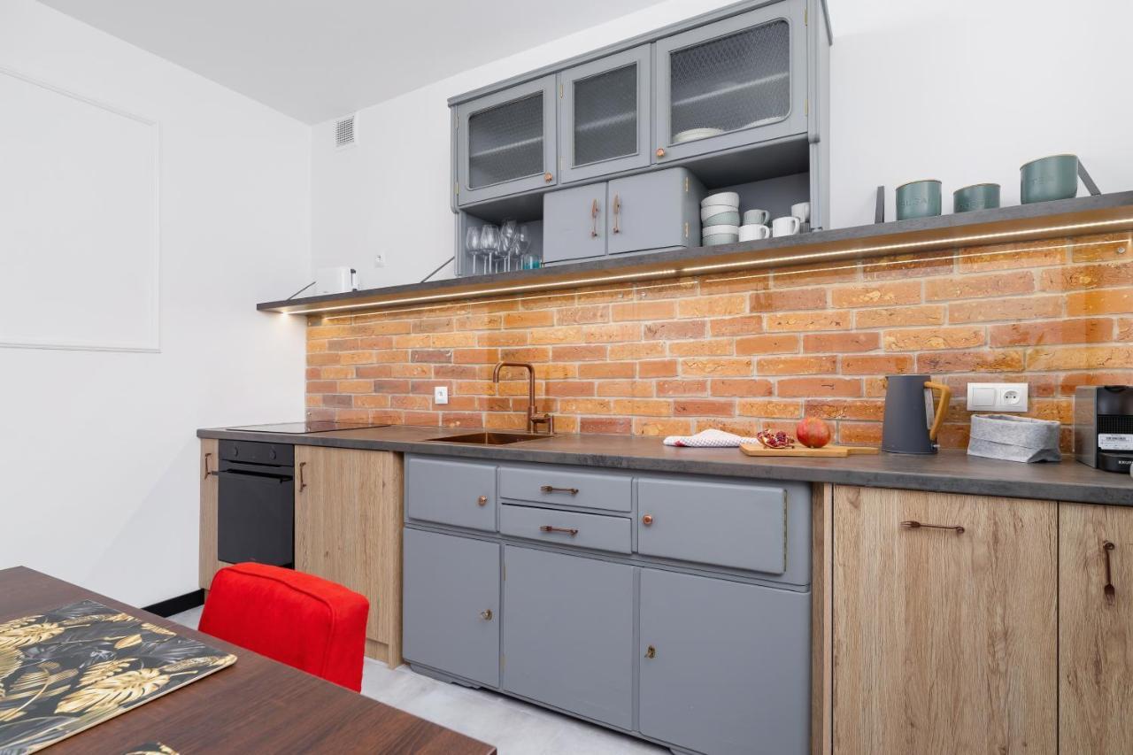 Apartments Osiedle Szkolne Cracow By Noclegi Renters คราคูฟ ภายนอก รูปภาพ